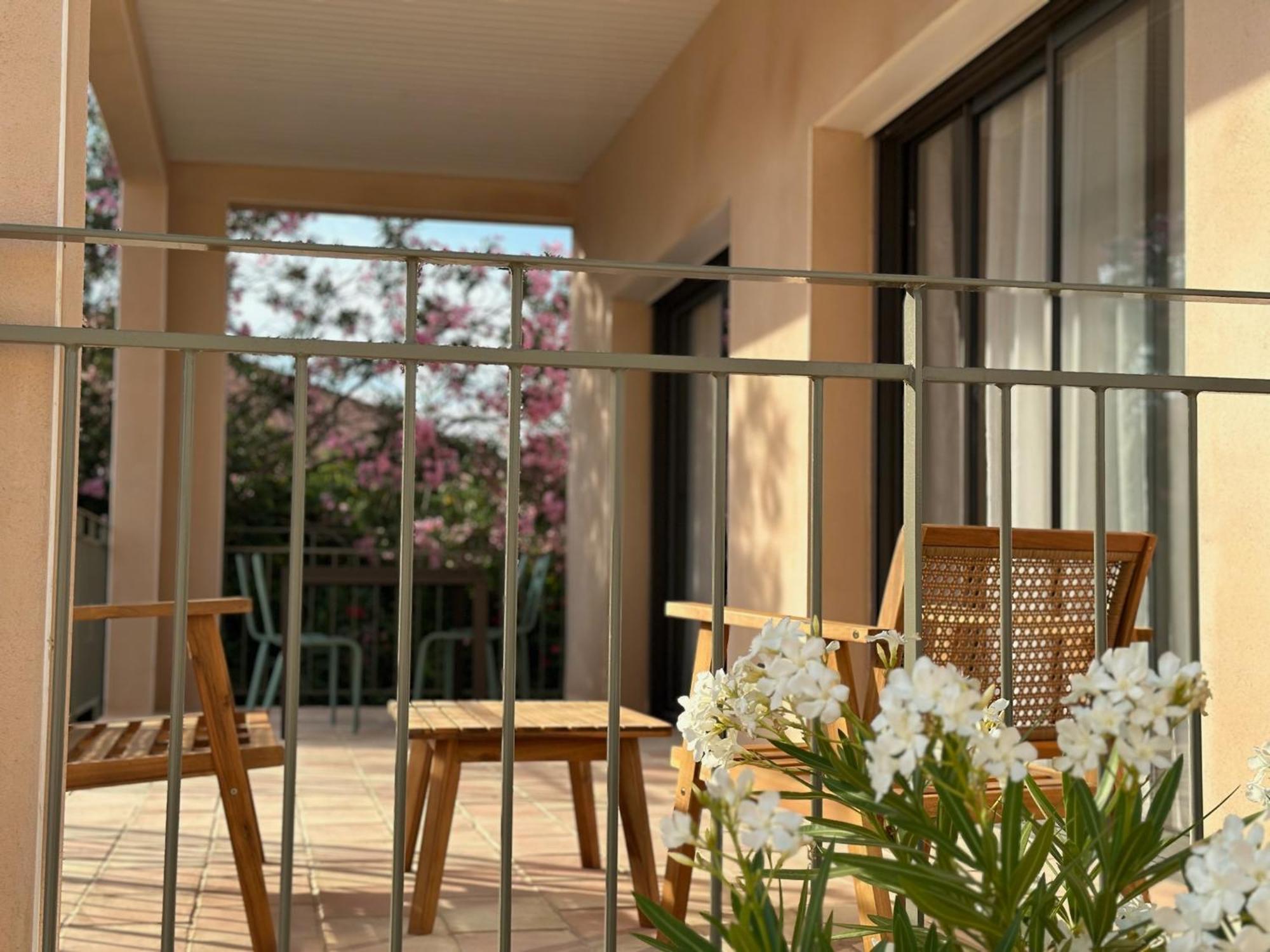 Villa Familiale Avec Piscine Hyper Centre 瓦尔拉普拉日 外观 照片