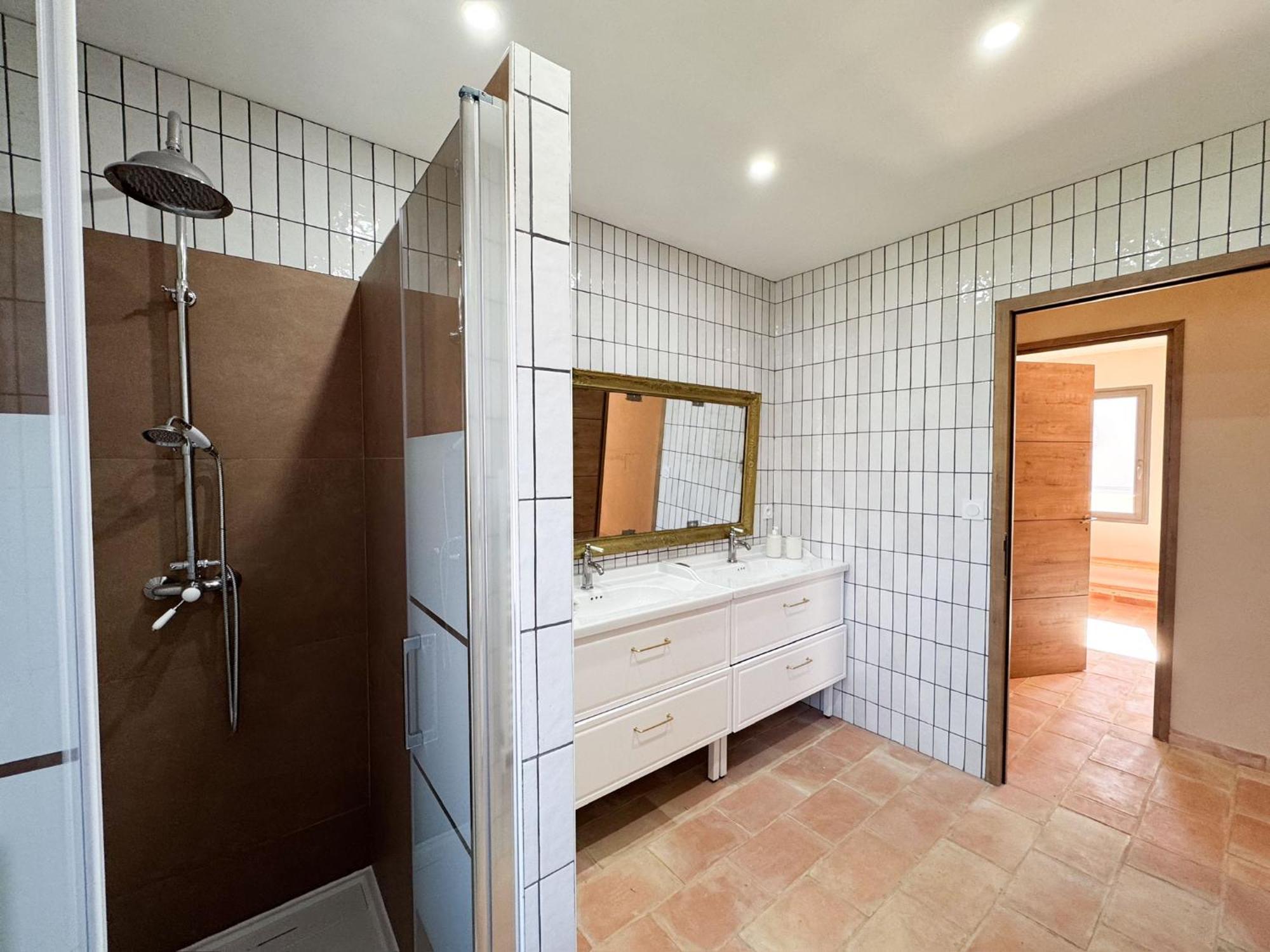 Villa Familiale Avec Piscine Hyper Centre 瓦尔拉普拉日 外观 照片